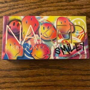 Urban Decay Naked Smiley Eye Shadow palate